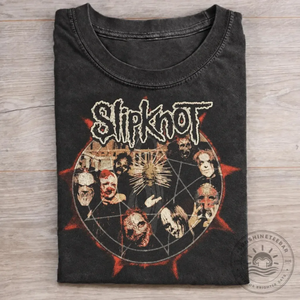 Slipknot Vintage Band Concert Graphic T-Shirt Slipknot Vintage Band Concert Graphic T-Shirt